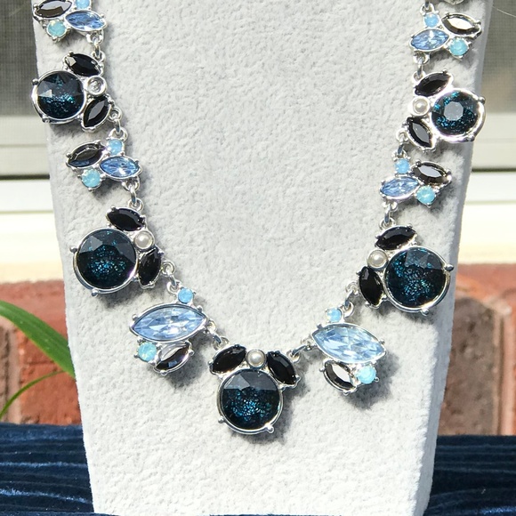 VERA WANG MIDNIGHT BLUE Statement Necklace - Picture 8 of 8